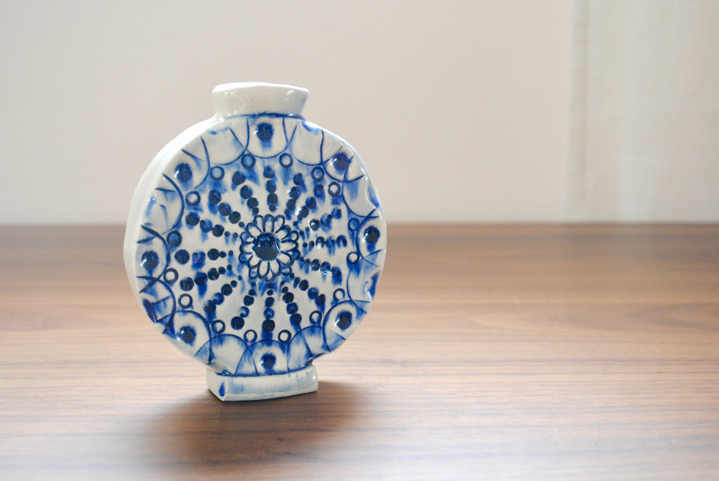 Round Radial Vase