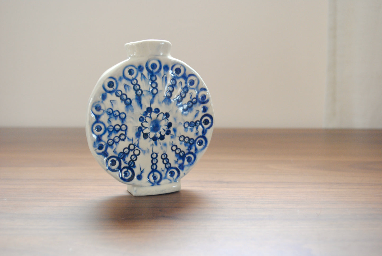 Round Radial Vase